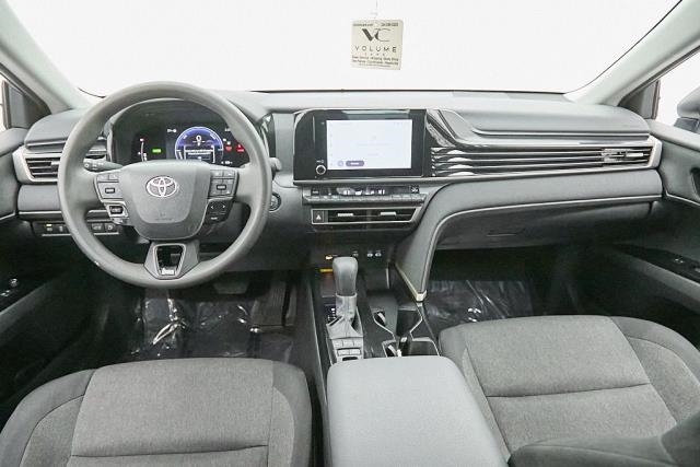 2025 Toyota Camry LE FWD
