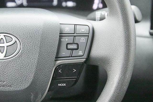 2025 Toyota Camry LE FWD