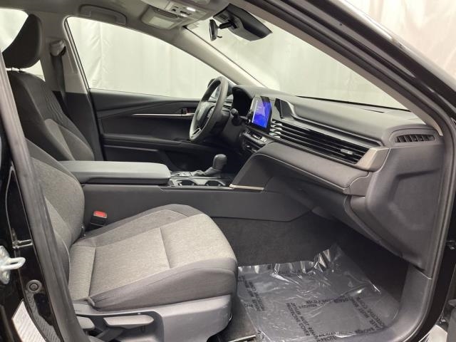 2025 Toyota Camry LE FWD