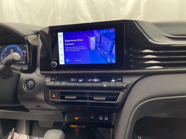 2025 Toyota Camry LE FWD