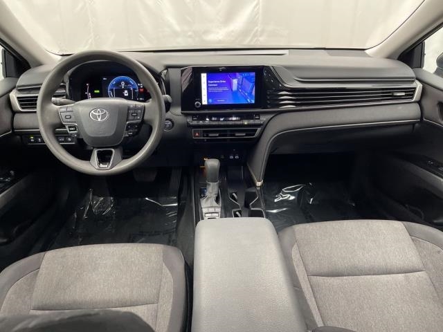 2025 Toyota Camry LE FWD
