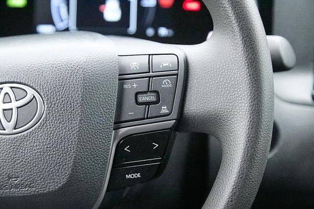 2025 Toyota Camry LE FWD