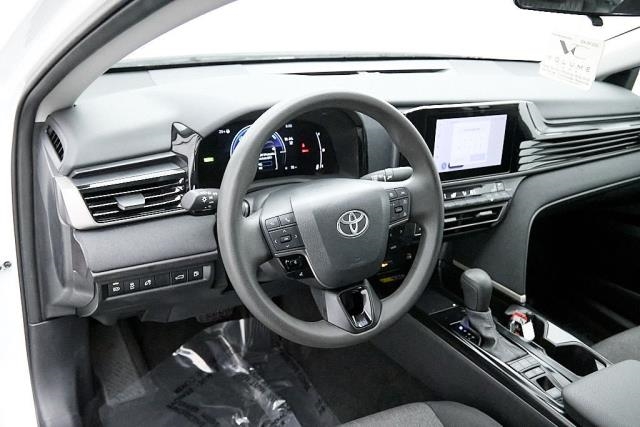 2025 Toyota Camry LE FWD