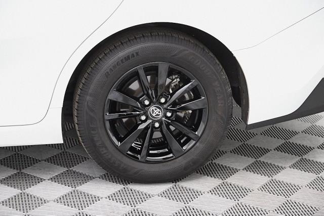 2025 Toyota Camry LE FWD