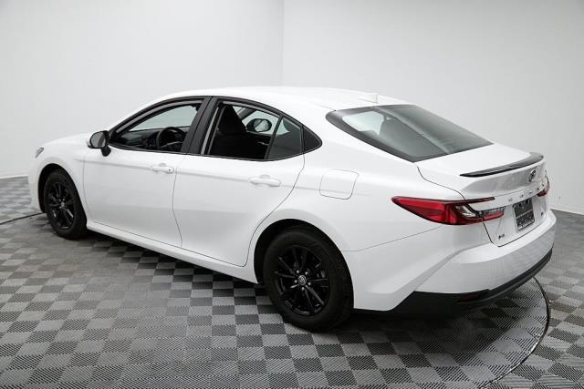 2025 Toyota Camry LE FWD