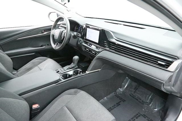 2025 Toyota Camry LE FWD