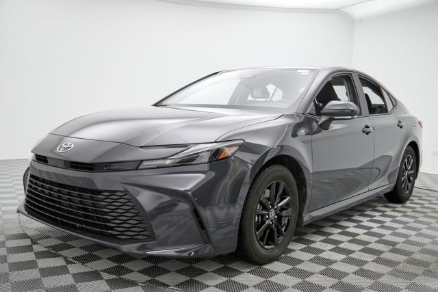 2025 Toyota Camry LE FWD