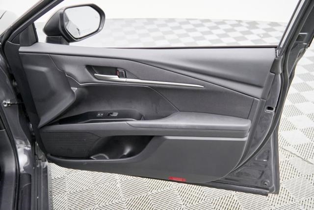 2025 Toyota Camry LE FWD