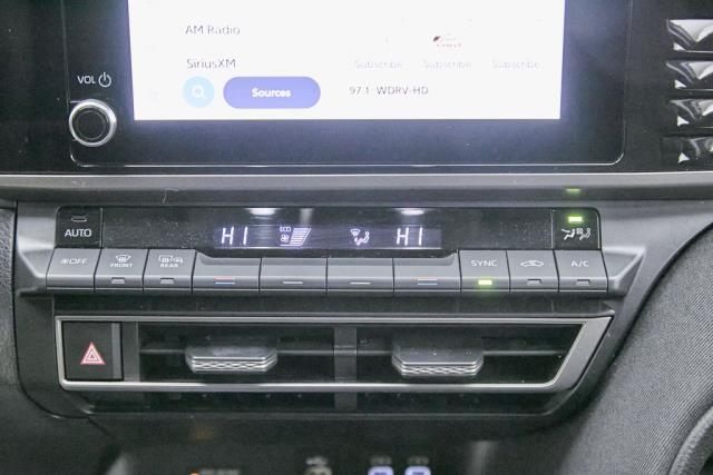 2025 Toyota Camry LE FWD