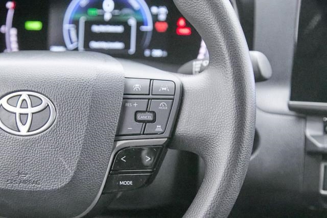 2025 Toyota Camry LE FWD