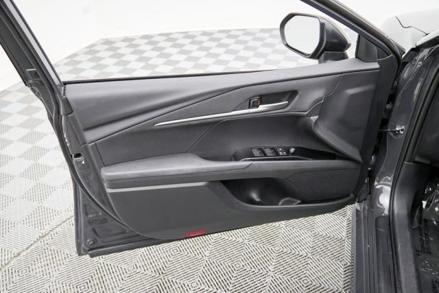 2025 Toyota Camry LE FWD