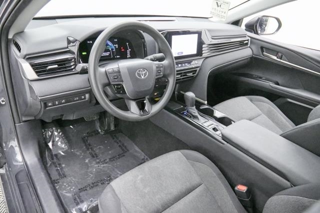 2025 Toyota Camry LE FWD