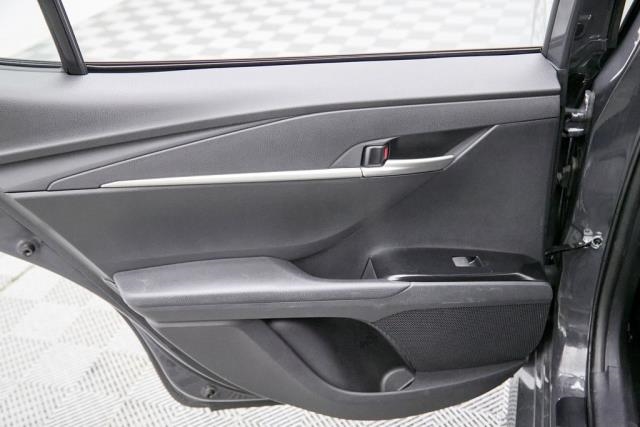 2025 Toyota Camry LE FWD