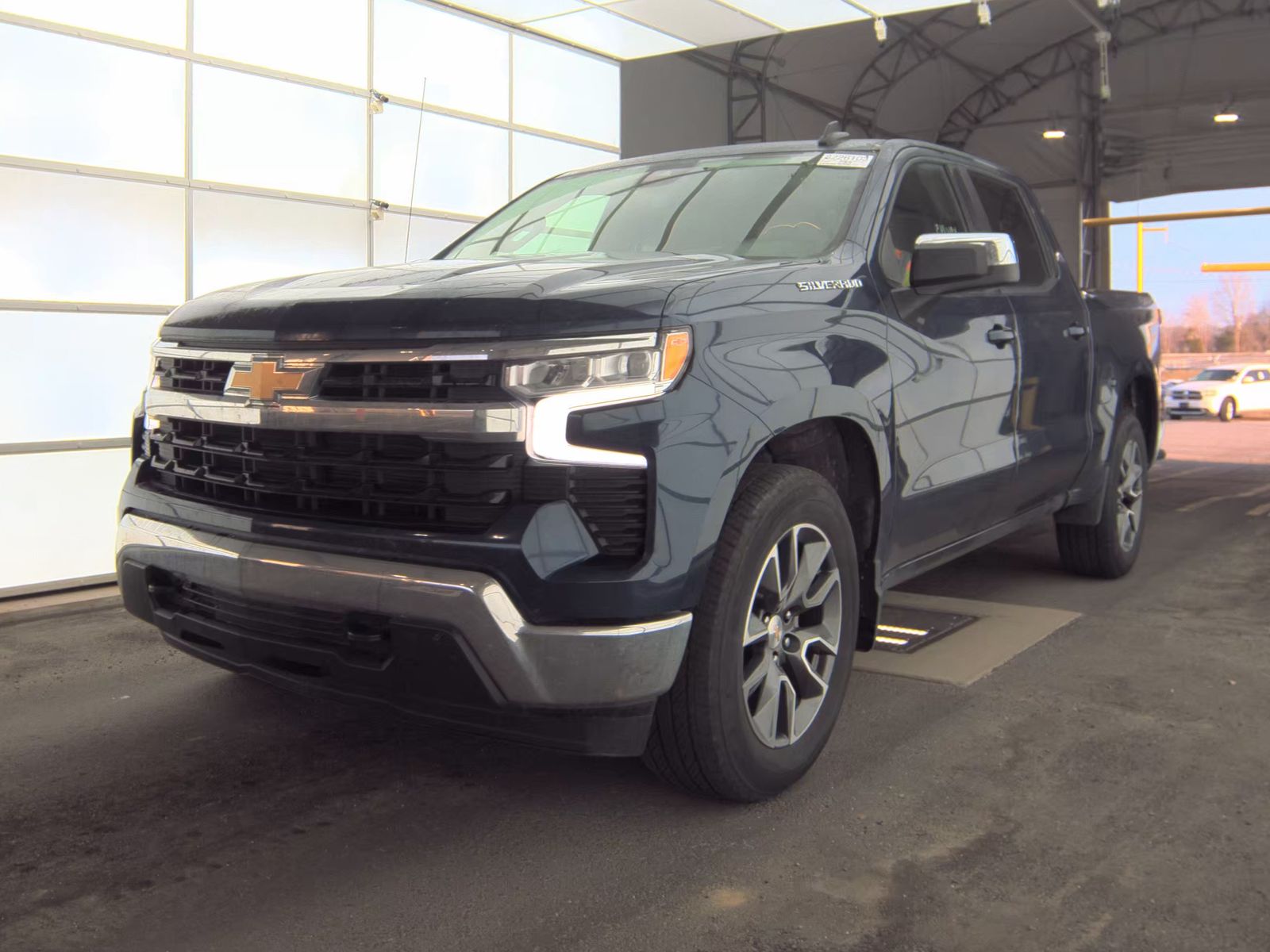 2023 Chevrolet Silverado 1500 LT AWD