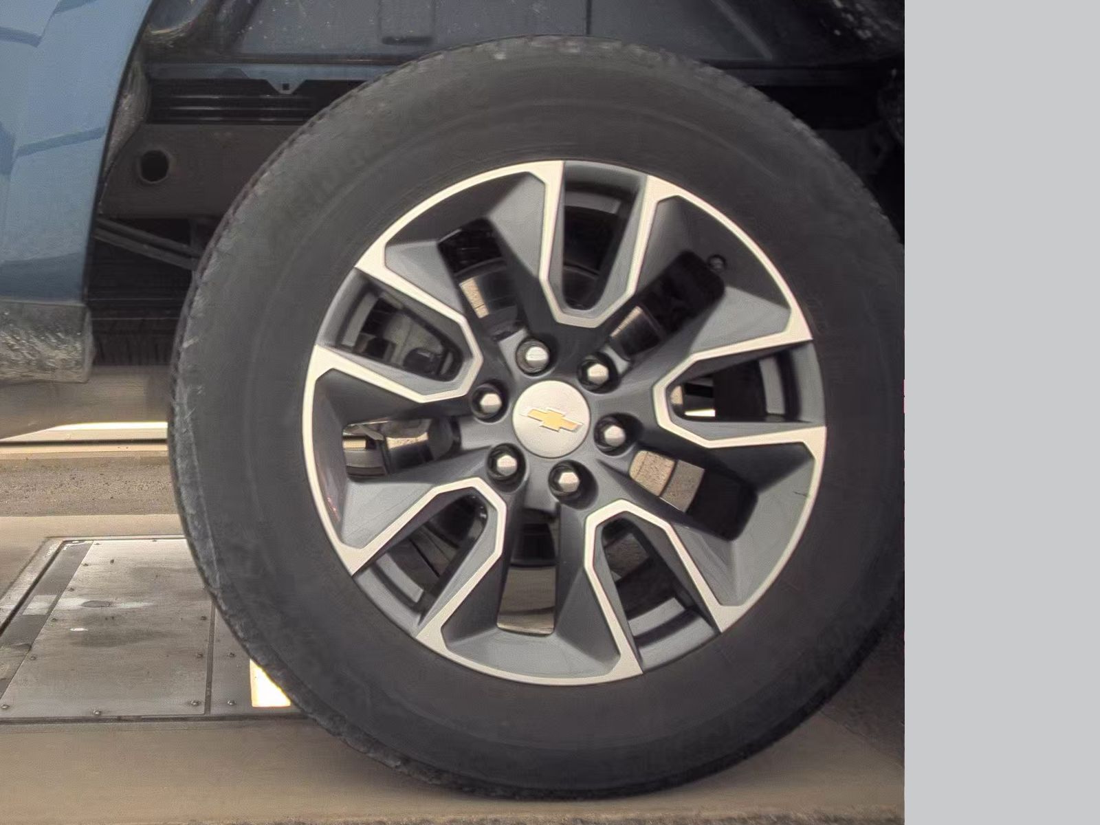 2023 Chevrolet Silverado 1500 LT AWD