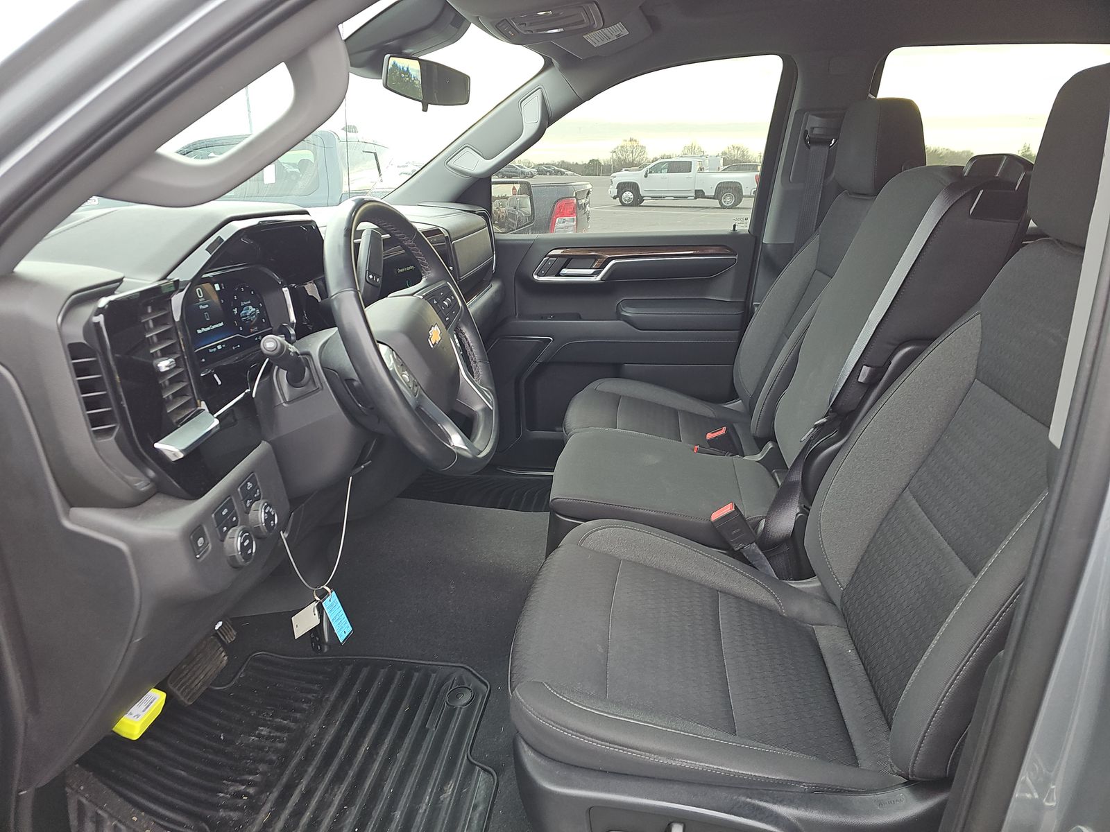 2023 Chevrolet Silverado 1500 LT AWD