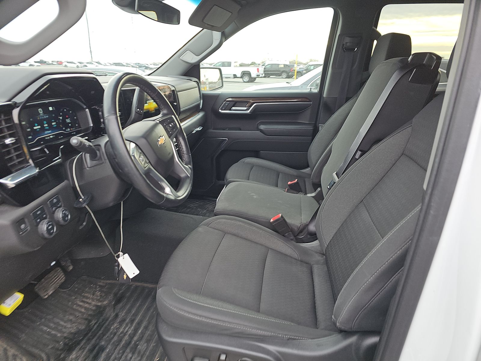 2023 Chevrolet Silverado 1500 LT AWD