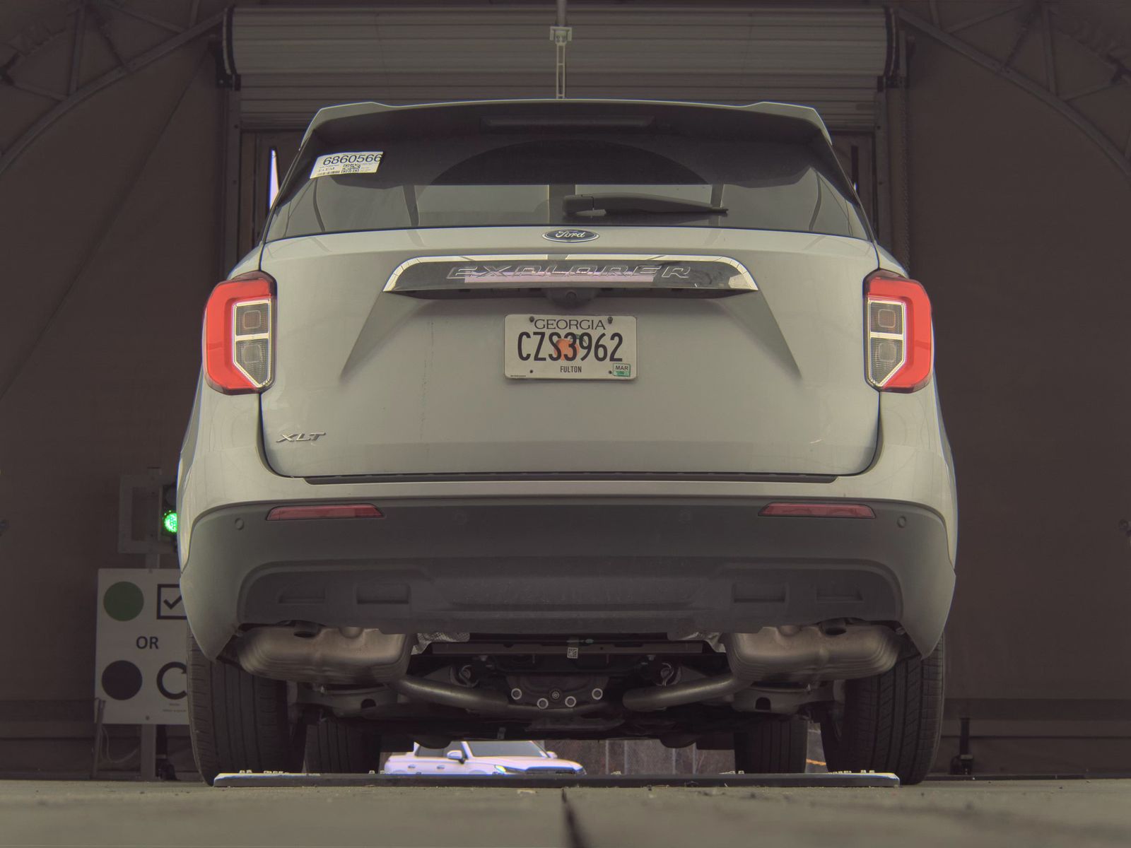 2023 Ford Explorer XLT RWD