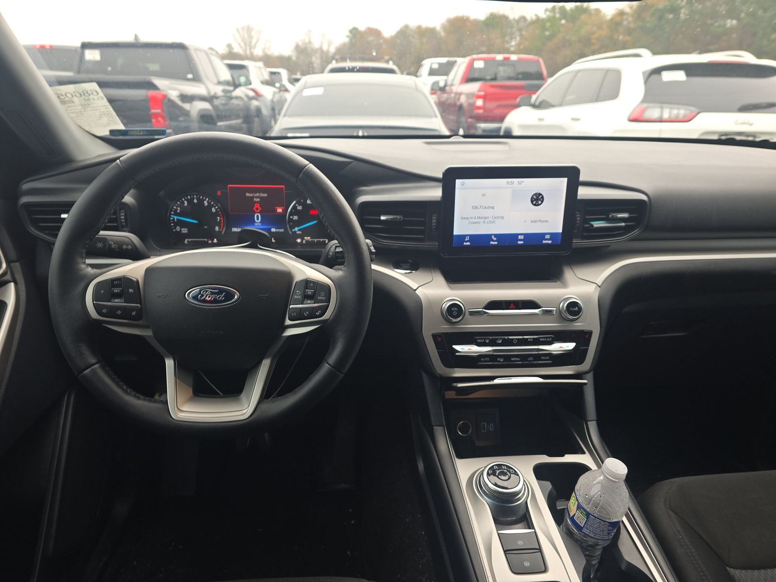 2023 Ford Explorer XLT RWD