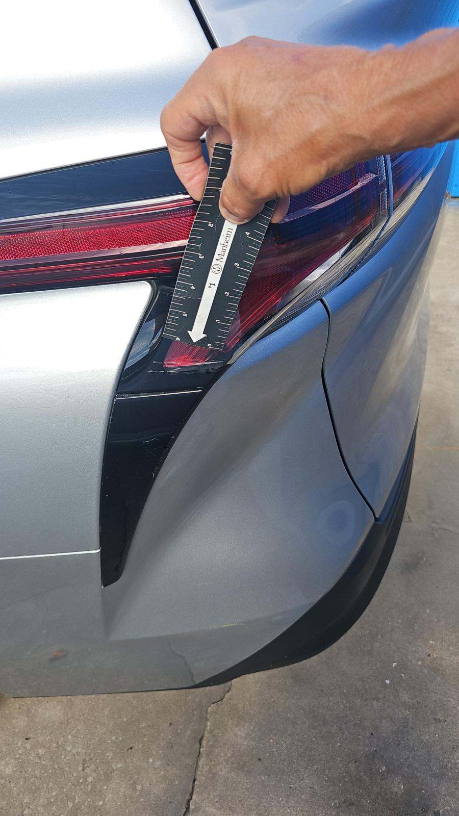 2024 Toyota Sienna LE FWD