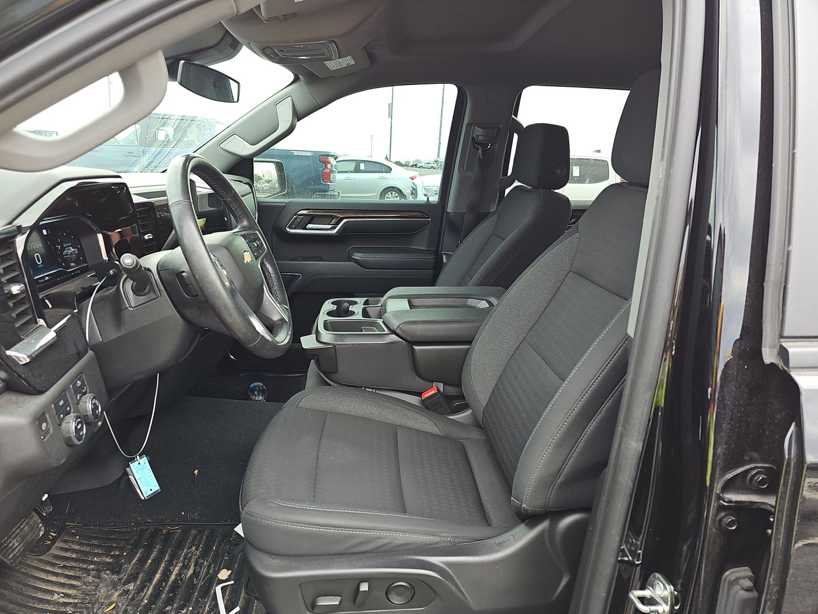 2023 Chevrolet Silverado 1500 LT AWD