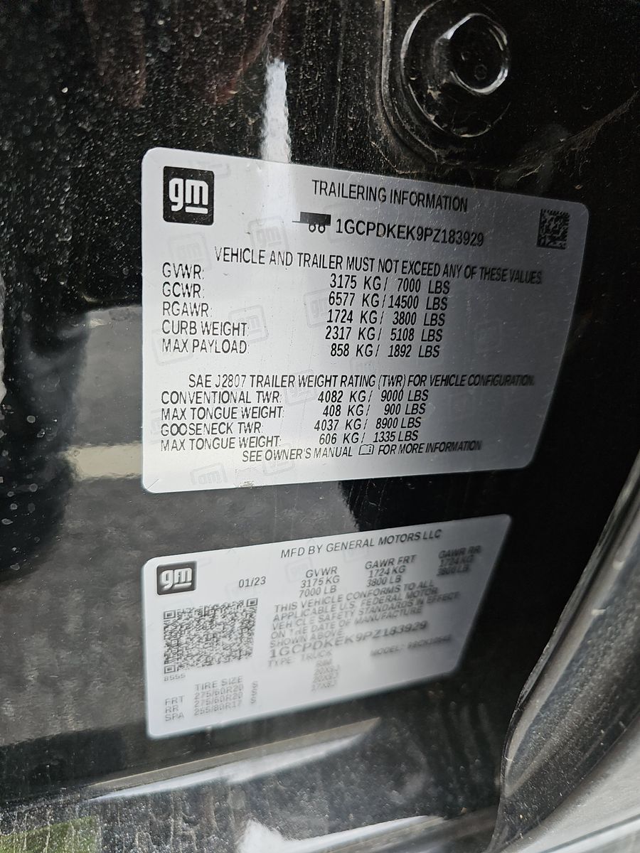 2023 Chevrolet Silverado 1500 LT AWD