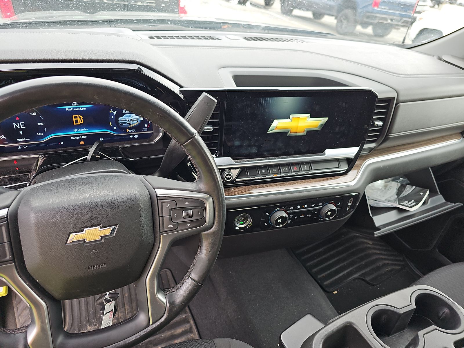 2023 Chevrolet Silverado 1500 LT AWD