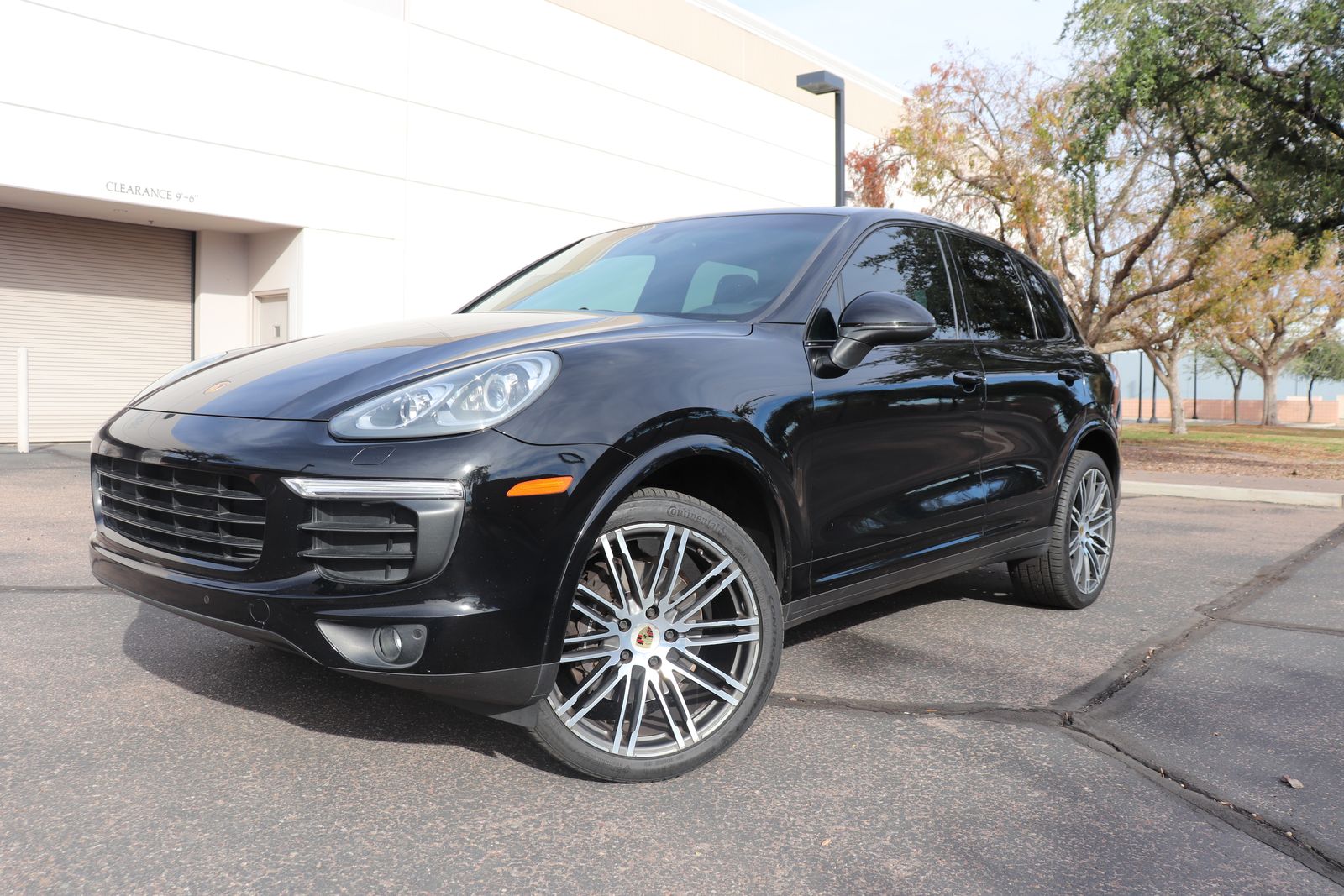 2017 Porsche Cayenne Platinum Edition