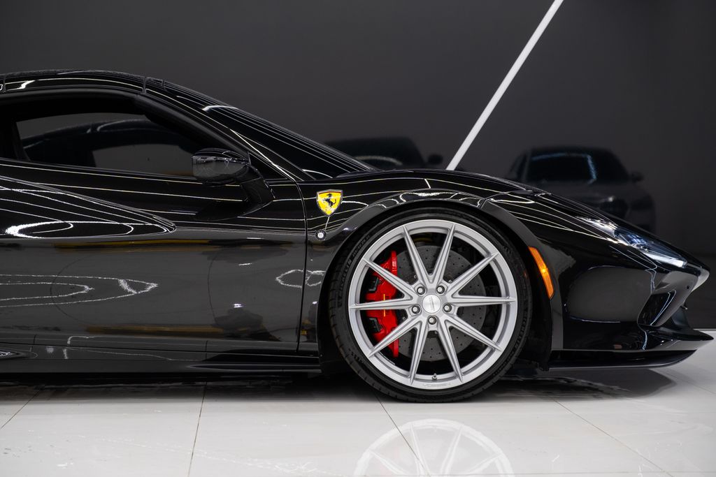 2021 Ferrari F8 Base RWD