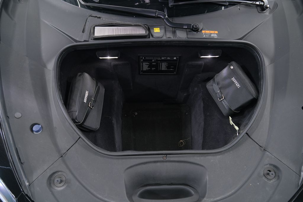 2021 Ferrari F8 Base RWD