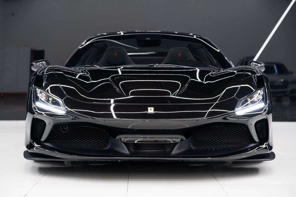 2021 Ferrari F8 Base RWD