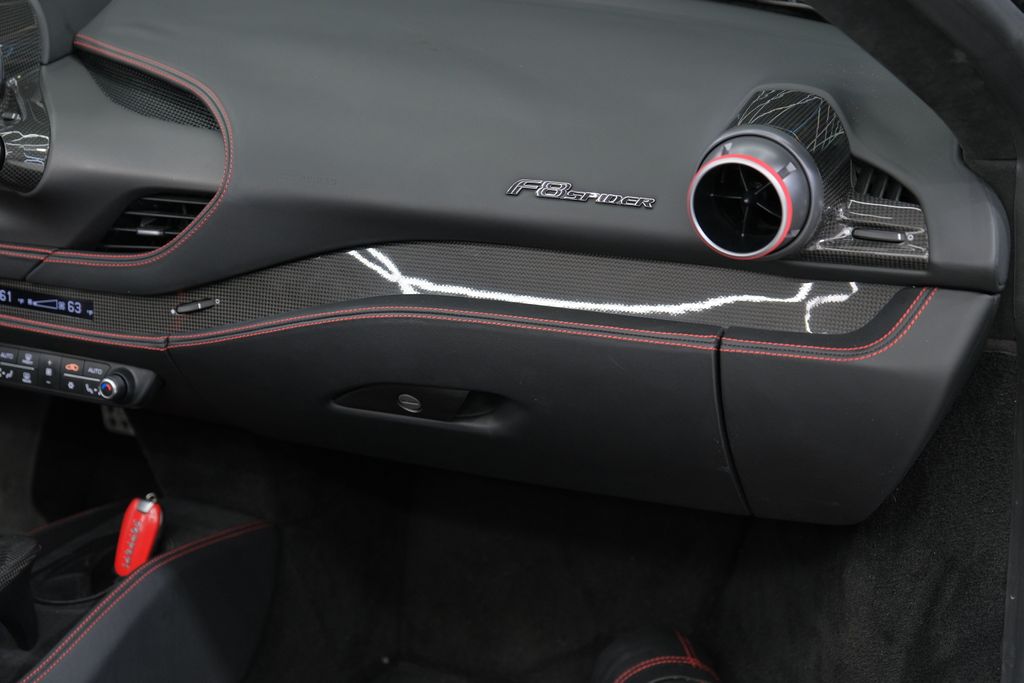 2021 Ferrari F8 Base RWD