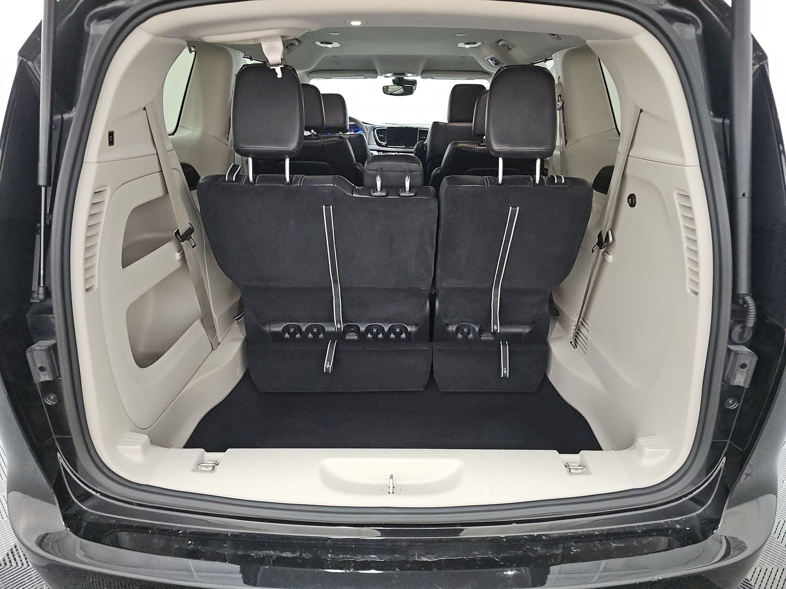 2022 Chrysler Pacifica Touring L FWD