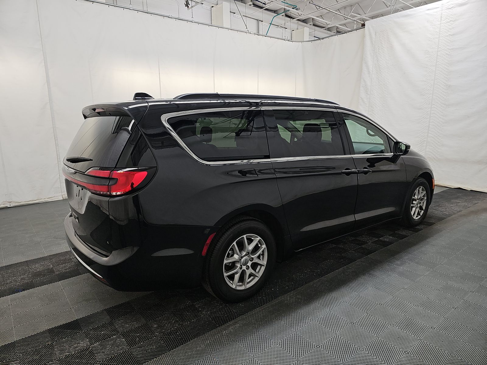 2022 Chrysler Pacifica Touring L FWD