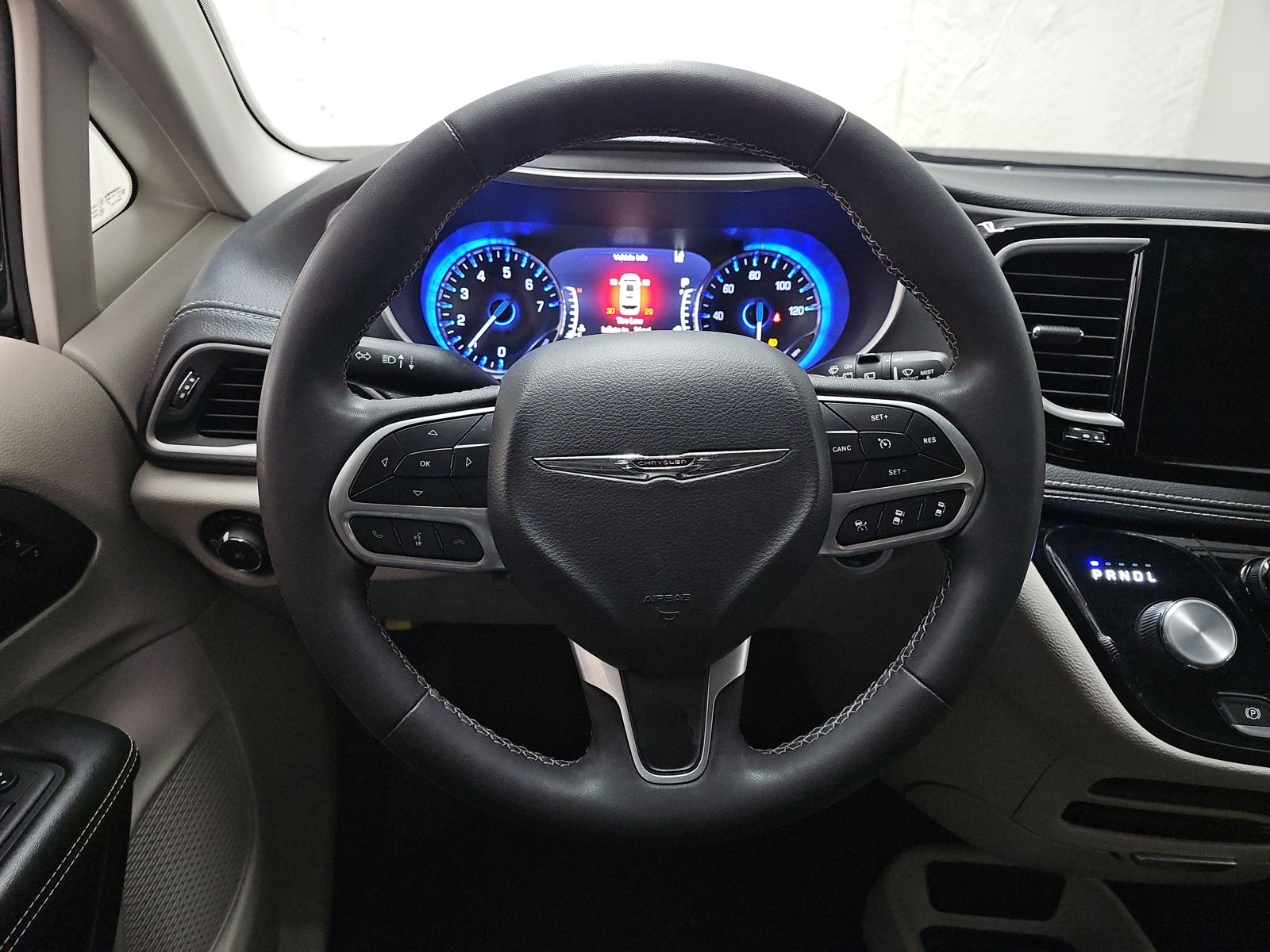 2022 Chrysler Pacifica Touring L FWD