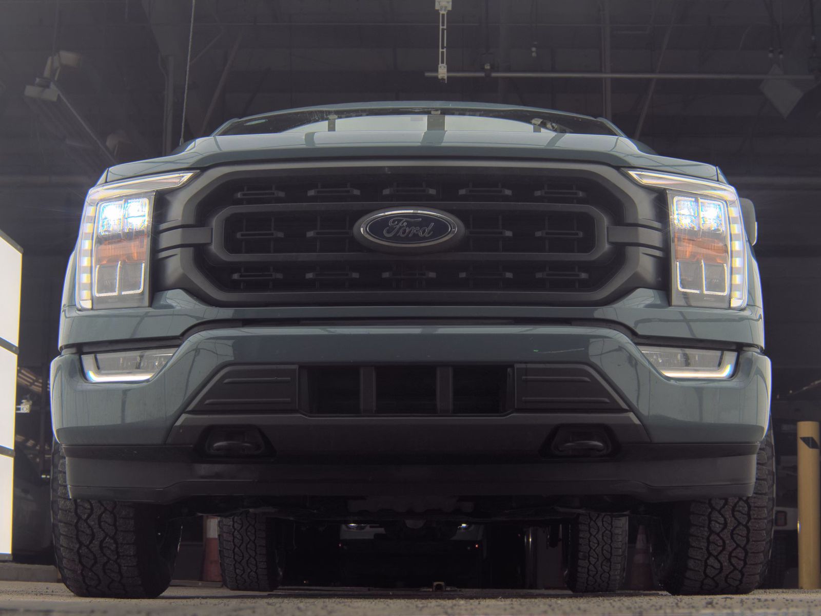 2023 Ford F-150 XLT AWD