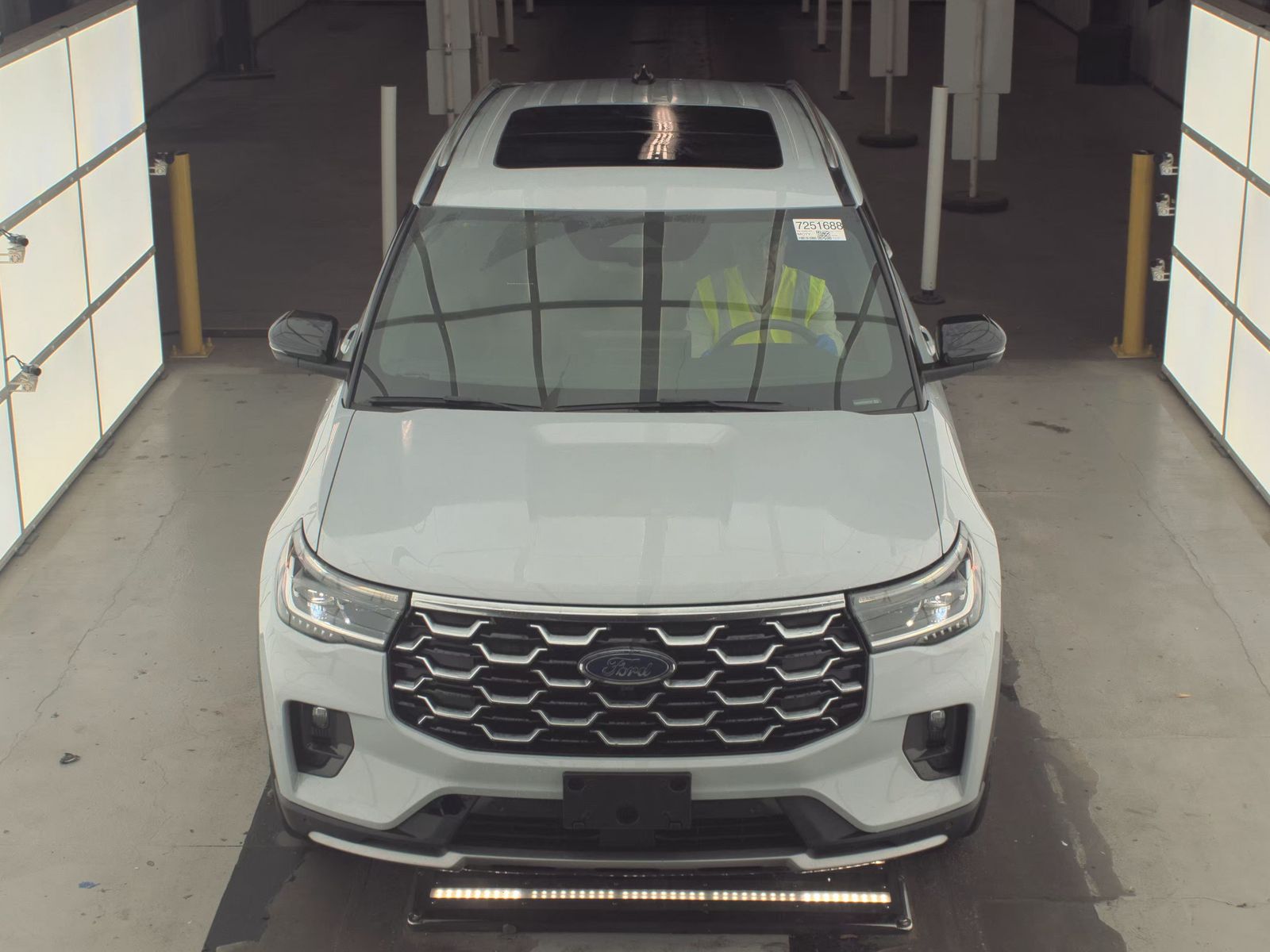 2025 Ford Explorer Platinum AWD