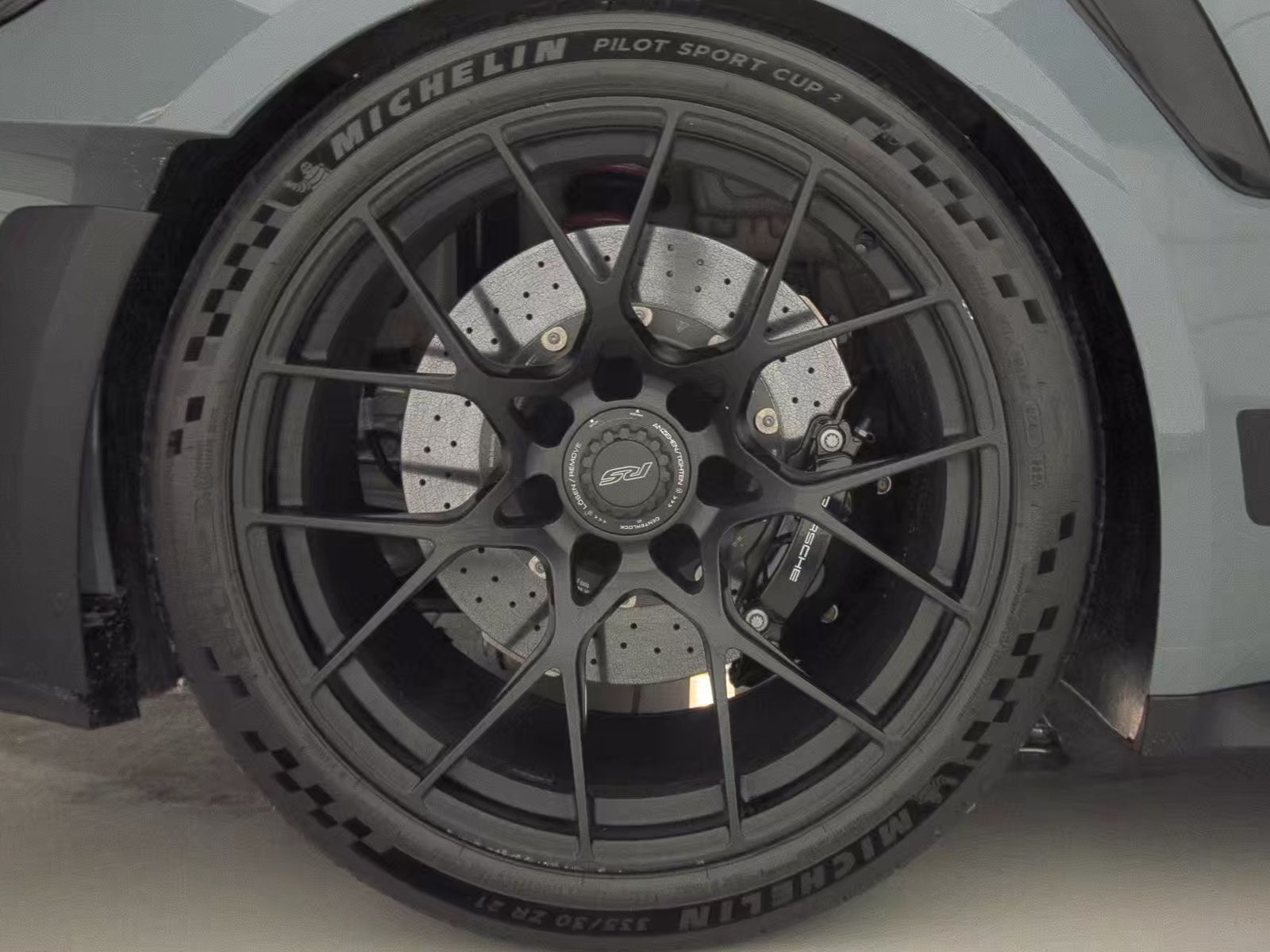 2024 Porsche 911 GT3 RS RWD