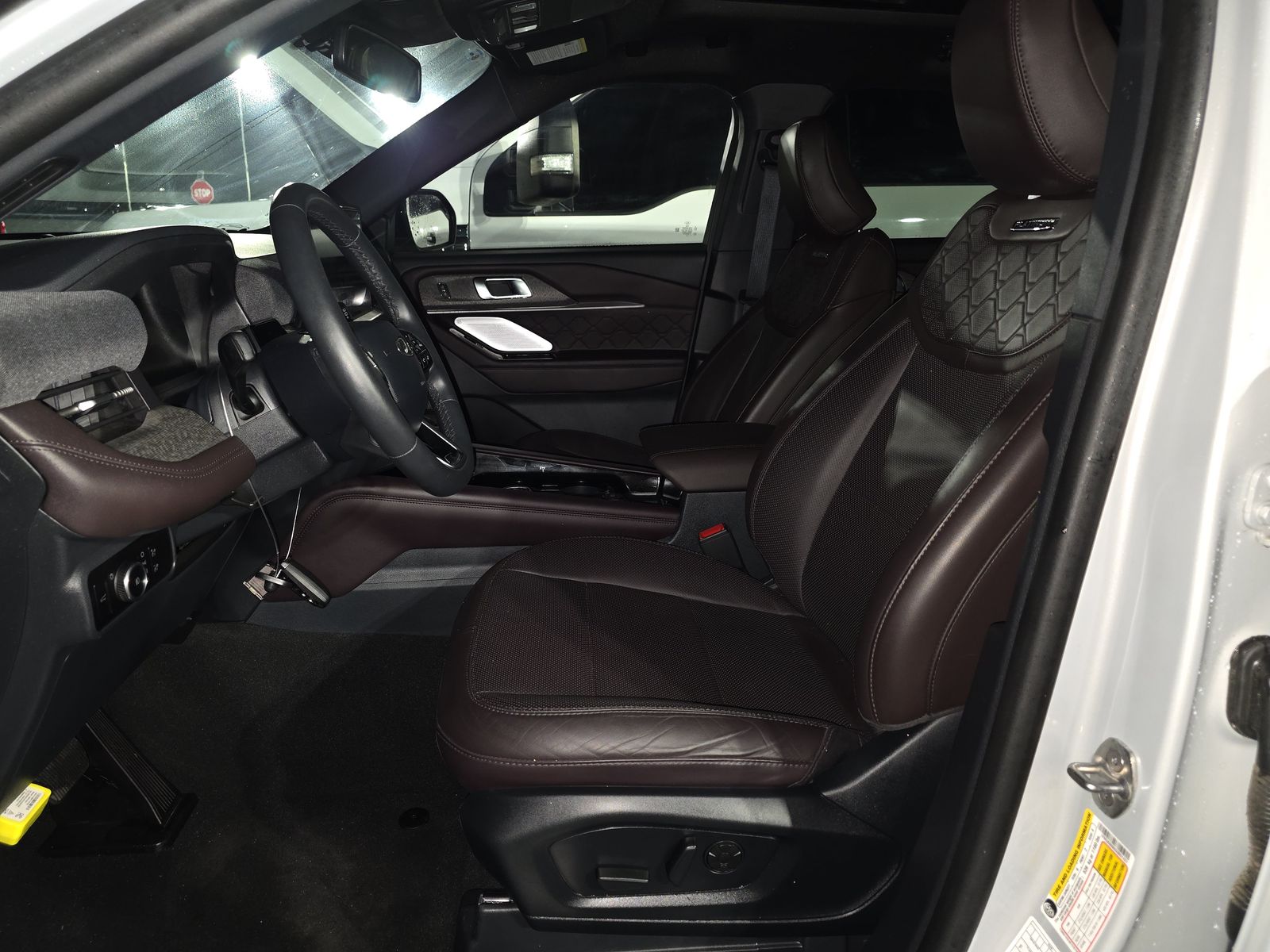 2025 Ford Explorer Platinum AWD