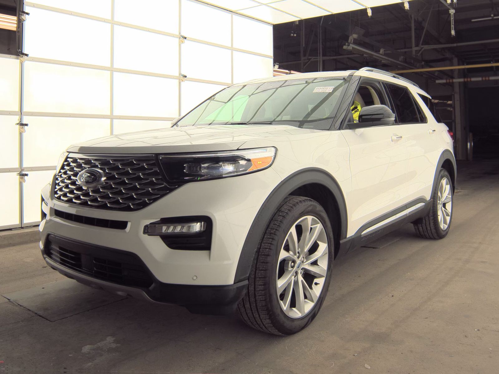 2023 Ford Explorer Platinum AWD