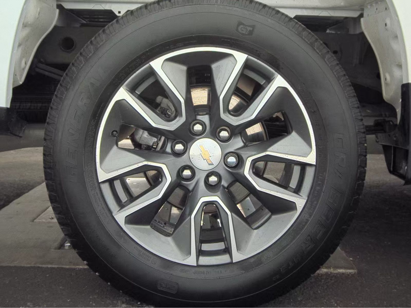 2024 Chevrolet Silverado 1500 LT AWD