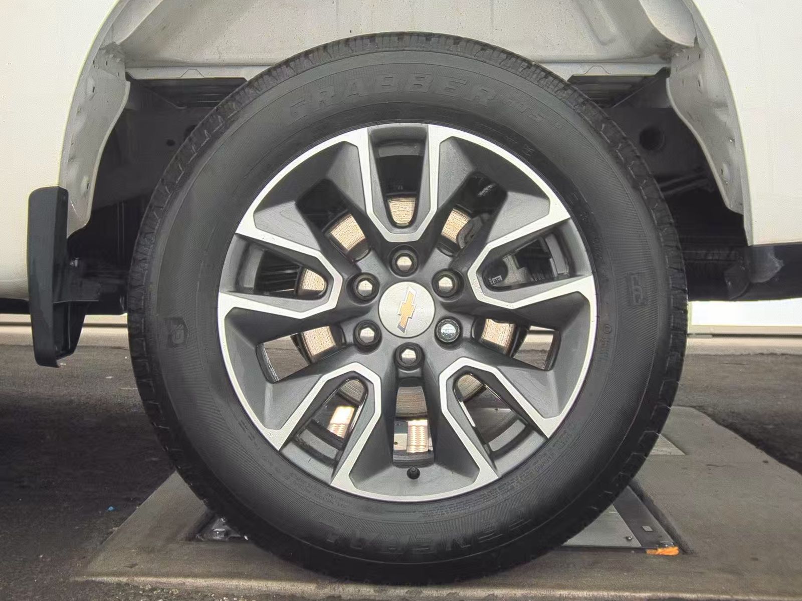 2024 Chevrolet Silverado 1500 LT AWD