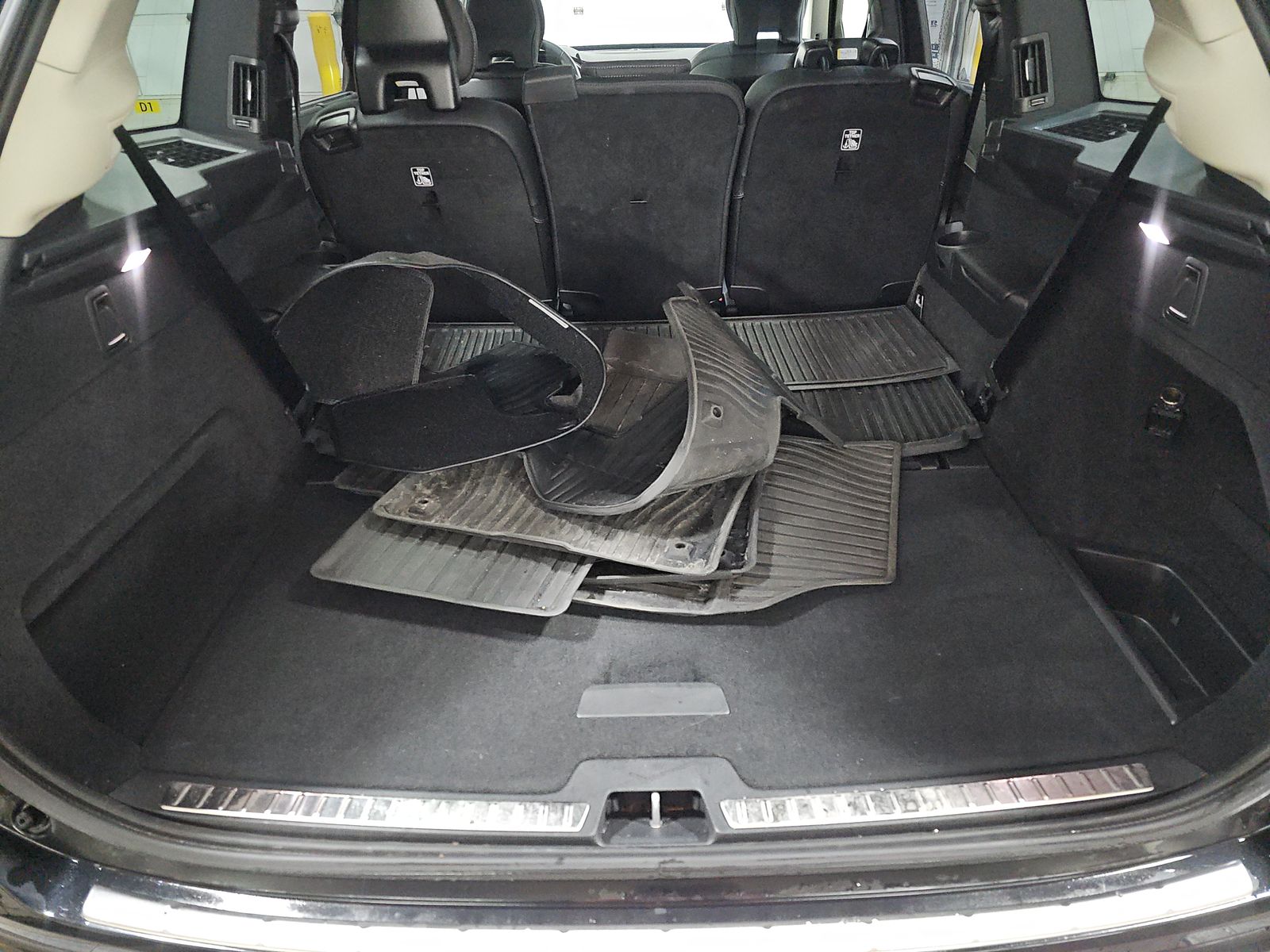 2024 Volvo XC90 Recharge T8 Ultimate AWD