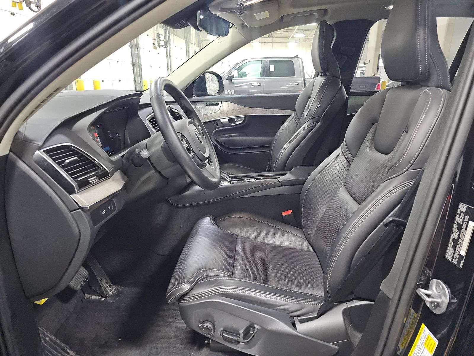 2024 Volvo XC90 Recharge T8 Ultimate AWD