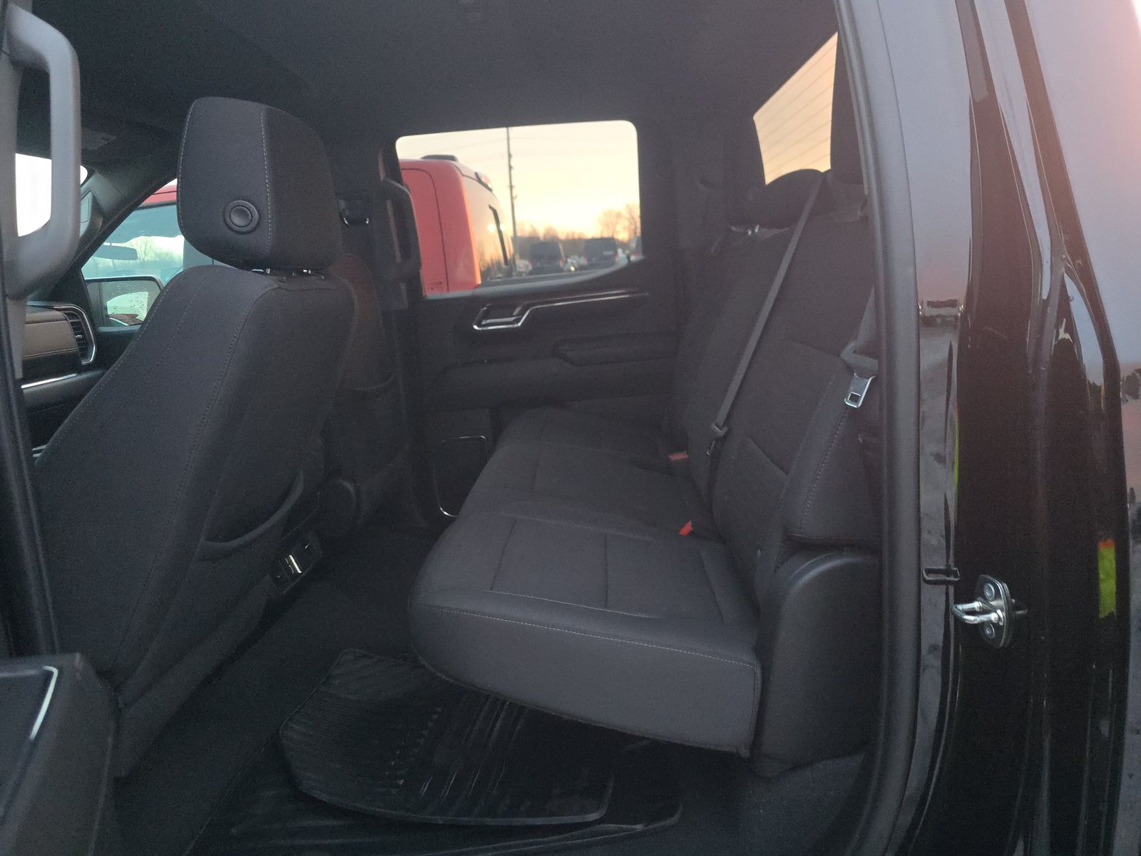 2024 Chevrolet Silverado 1500 LT AWD