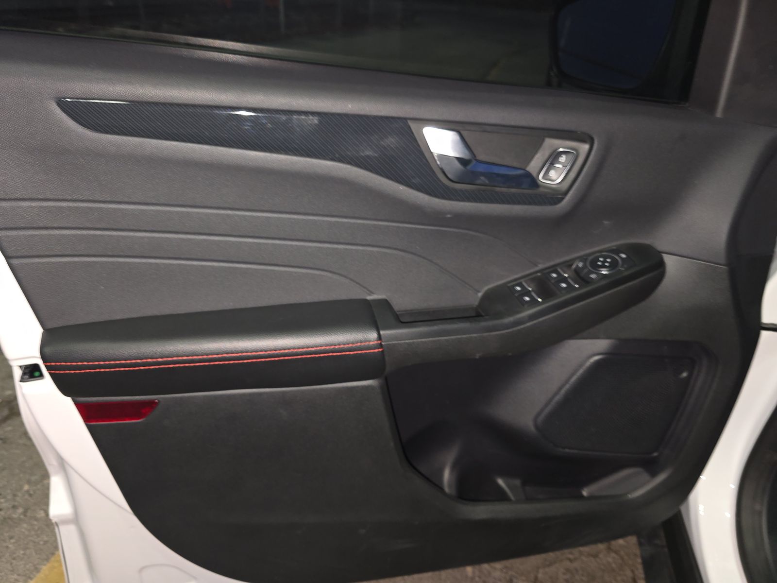 FORD ESCAPE - 10