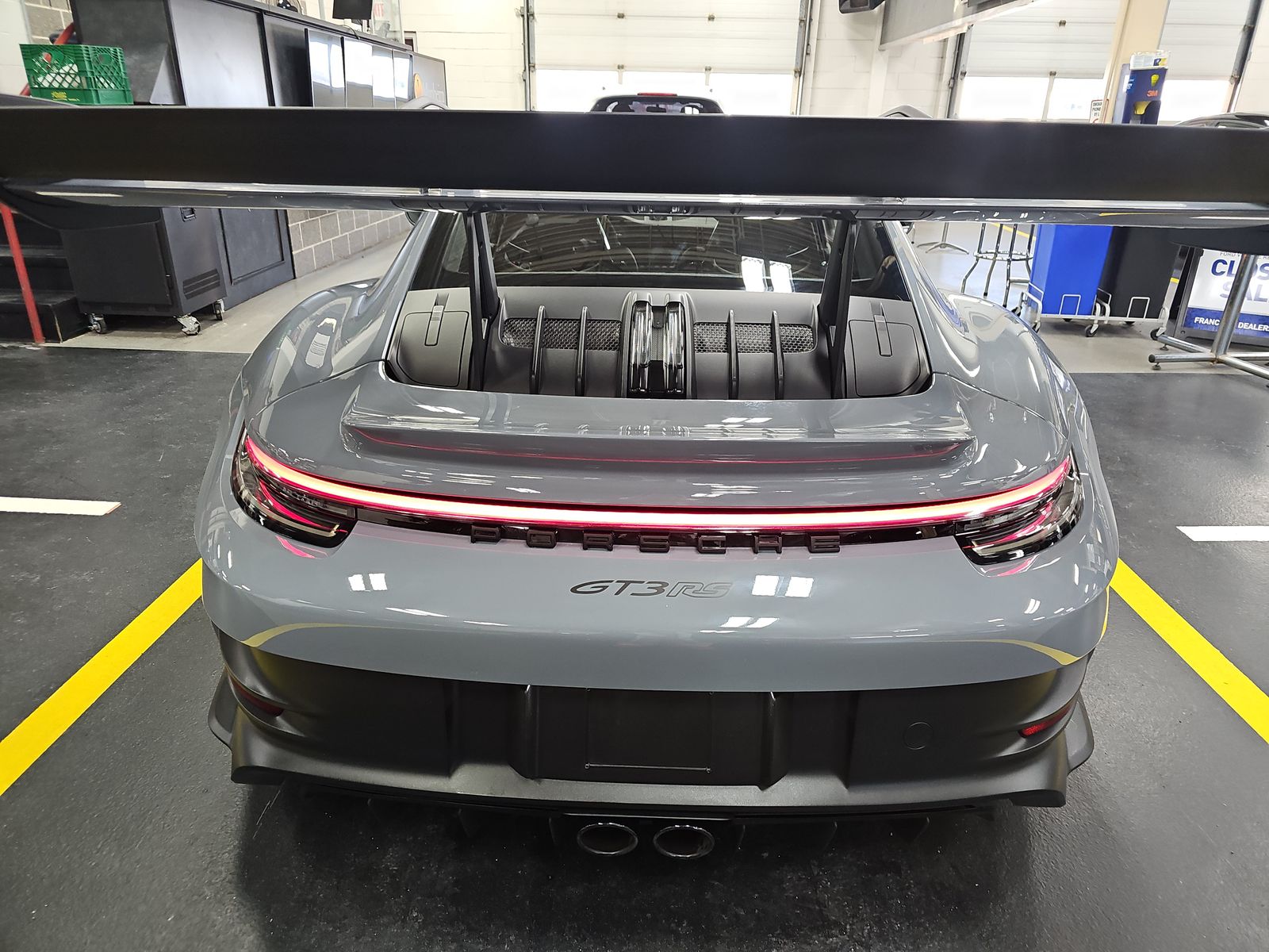 2024 Porsche 911 GT3 RS RWD