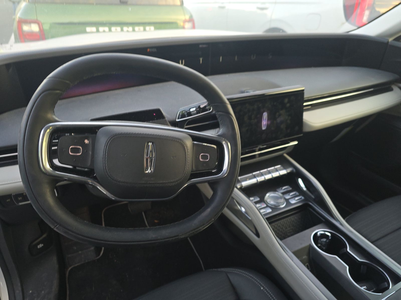 2025 Lincoln Nautilus Reserve AWD