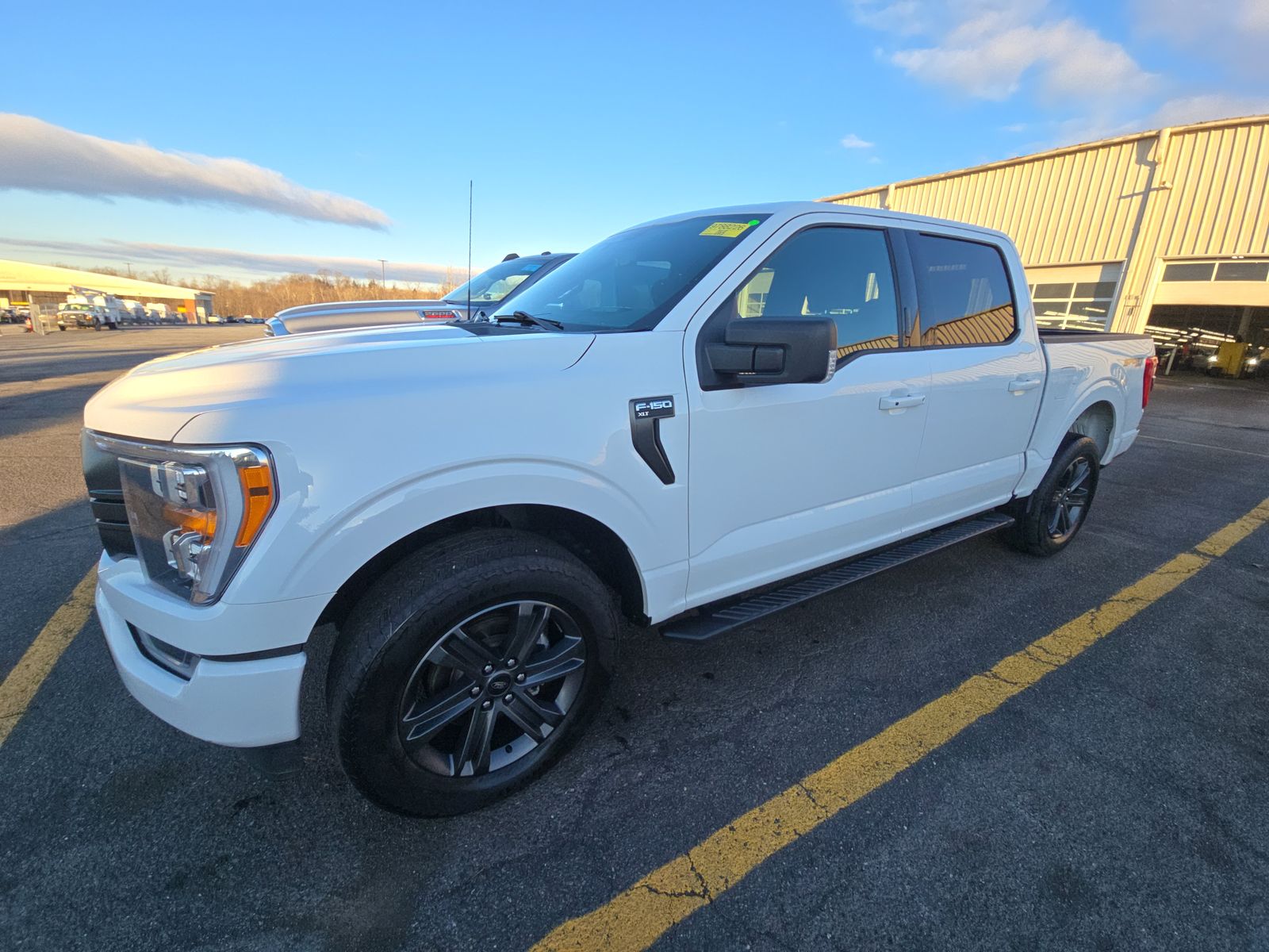 2023 Ford F-150 XLT AWD