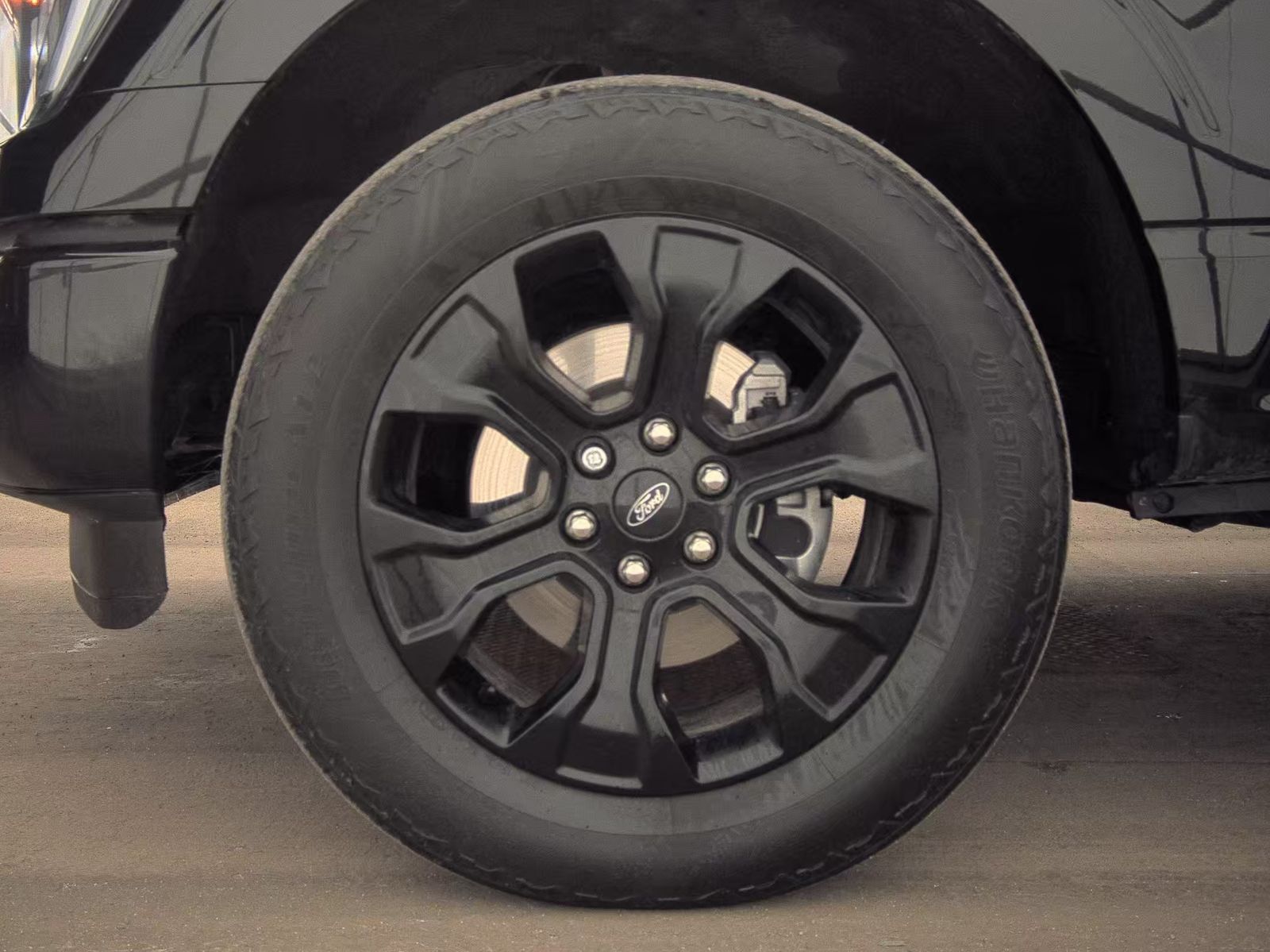 2023 Ford F-150 Hybrid Lariat AWD